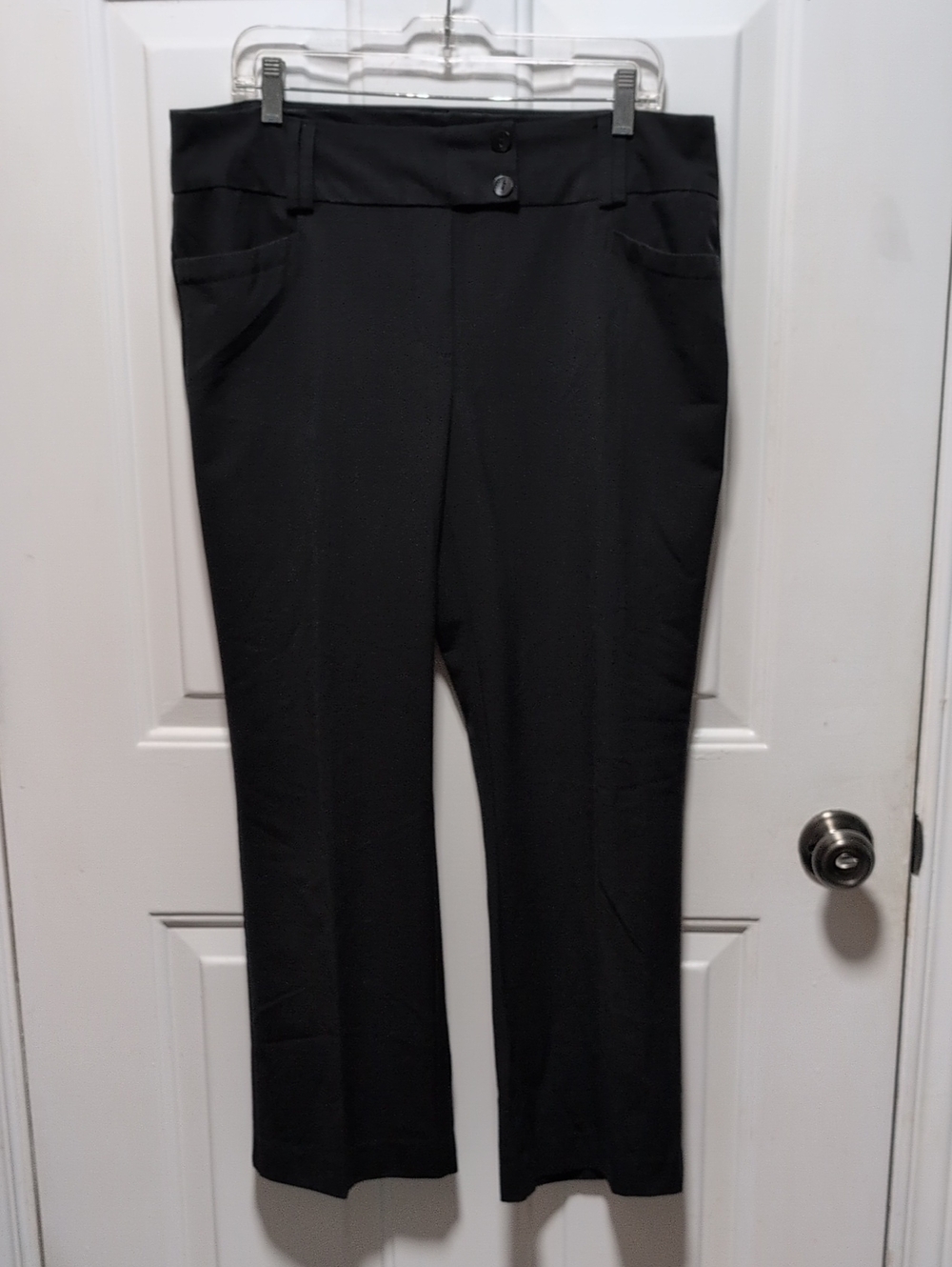Reitmans Black Straight-Leg Women's Pants with Front Pockets